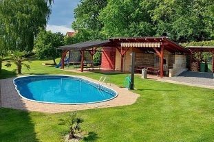 Nov� objekt: Wellness chalupa a baz�n - ��astn� zem� - �esk� r�j 7C-063