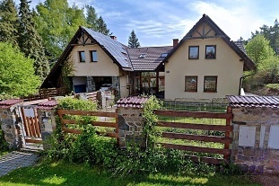 Nov objekt: Chata s baznem - Chotbo - rsk vrchy 9C-053