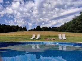 Horsk chata s baznem - ky - Detn