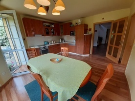 Chalupa u skaln�ho m�sta - CHKO Broumovsko