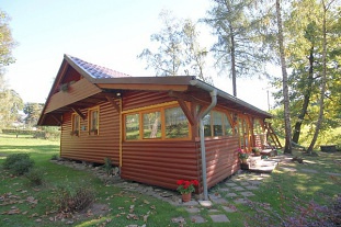 Nov� objekt: Srub sauna a vnit�n� v��iv� baz�n - Orlick� hory