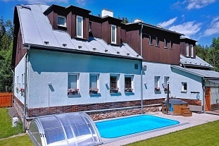 Chata s baznem - erven Voda - Bukov Hora