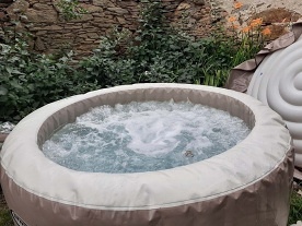 Chalupa s vivkou - CHKO Blank - Tborsko