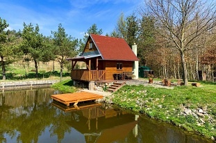 Nov� objekt: Chata Vyso�ina - ubytov�n� Bo�kovsk� rybn�ky 9C-079
