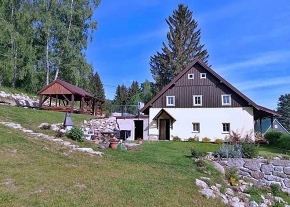 Chalupa s baznem - Rodol - Pchovice