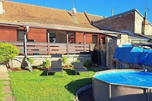 Nov objekt: Chalupa s baznem - zmek Valtice - Plava 1M-133