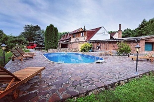 Chalupa s bazénem - Volyňka - Strakonice