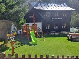 Horsk chata a koupac jezrko - Jizersk hory