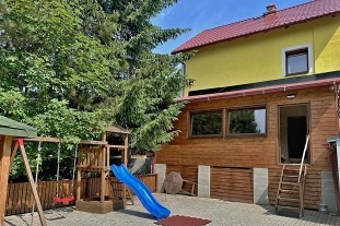 Nov objekt: Horsk chalupa - Fljsk pehrada - Krun hory 4C-054