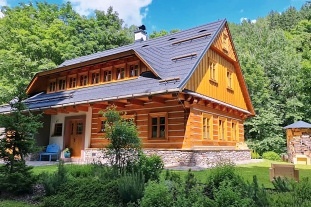 Wellness roubenka Krkonoše - bazén a sauna