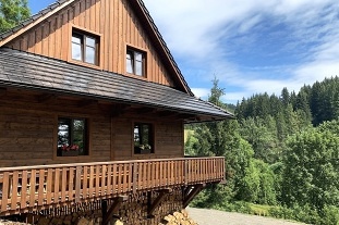 Nový objekt: Valašská roubenka s bazénem - jezero Jezerné 3M-117