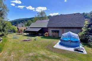 Rodinná chalupa s bazénem - Jizerská magistrála