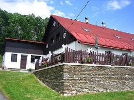 Chaloupka nad �esk�m r�jem - Skuhrov