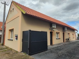 Chalupa Labsk stezka - Podbrady - Opolany