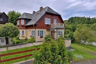 Nov� objekt: Chalupa u p�ehrady Fl�je - sauna a v��iv� sud 4C-067