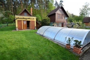 Nov objekt: Chata s baznem - Modiice - Ve - esk rj 7C-104