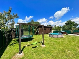 Wellness chata s bazénem - hrad Nové Hrady