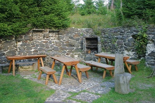 Horská chata - úpatí Blatenského vrchu - Abertamy