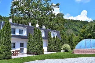 Nov objekt: Rodinn chata s baznem - NP Podyj - Vranov 1M-174