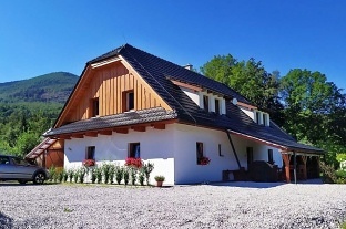 Nov objekt: Valask chalupa - pat hory Radho - Pustevny 3M-141