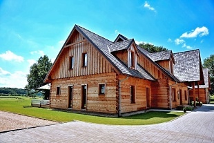 Nov objekt: Cedrov roubenka - Dobkov - Vysok Mto 8C-173