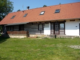 Chalupa s baznem - esk rj - hrad Kost