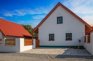 Chalupa s baznem - Plava - Nov Mlny