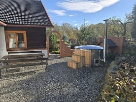 Selsk chalupa - bazn a koupac sud - Trlicko