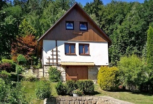 Nov� objekt: Chata u lesa �esk� r�j - hrad Trosky - Vald�tejn 7C-118