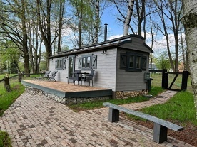 Nov� objekt: Chata samota u lesa - p�ehrada Ole�n� - Hukvaldy 3M-162