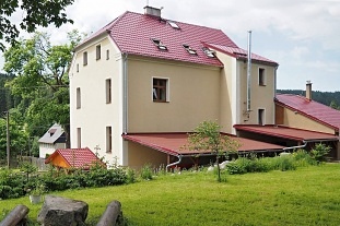 Nov� objekt: Rodinn� chalupa se saunou - are�l Ple�ivec 4C-088