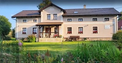 Chalupa s baznem Broumovsko - Adrpask skly