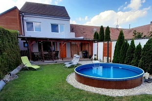 Nov objekt: Chalupa vinn sklep a bazn - Petrov - Bav kanl 1M-201