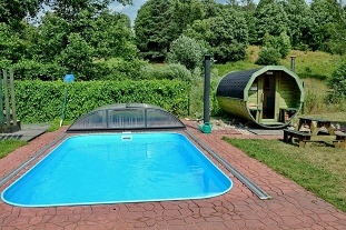 Chalupa s baznem - Broumovsk stny - Adrpach