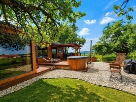 Wellness glamping Plze�sk� pahorkatina - Radyn�