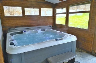 Roubenka u lesa - bazn a wellness - Jesenky