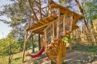 Wellness glamping - Treehouse u eky - Szava