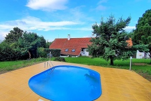 Chalupa s baznem - Sedlo - esk Stedoho