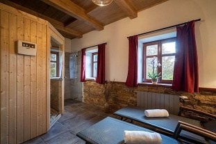 Wellness chalupa Krkonoše - bazén a sauna - Jesenný
