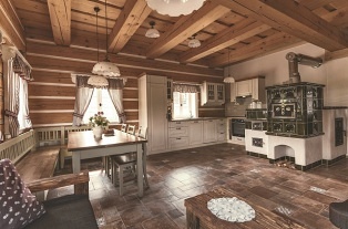 Roubenky u Kouteckho potoka - hrad Lipnice