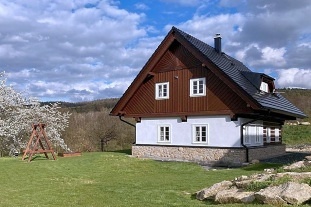 Nov objekt: Roubenky u Kouteckho potoka - hrad Lipnice 9C-134