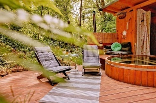 Glamping s wellness - Dvr Krlov nad Labem