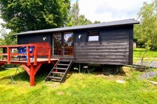 Nov� objekt: Glamping u rybn�ka - Maringotka Jizersk� hory 6C-111