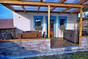 Nov objekt: Chata a vinn sklep - Plava - Zaje - Nov Mlny 1M-240