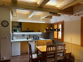 Valask roubenka - Javornky a Beskydy - Leskov