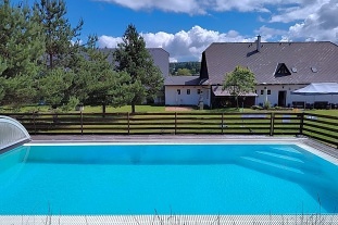 Dv chalupy s baznem - rsk vrchy - Kinky