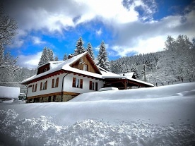 Chalupa s bazénem - pod Lysou horou - Šance