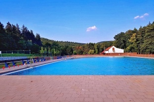 Chata Buchlovské hory - Chřiby - hrad Buchlov