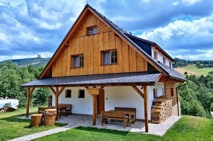 Nov� objekt: Chalupa Kralick� Sn�n�k - Morava - Stezka v oblac�ch 2M-253