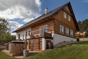 Rodinná chalupa s bazénem - Český ráj - Jičínsko